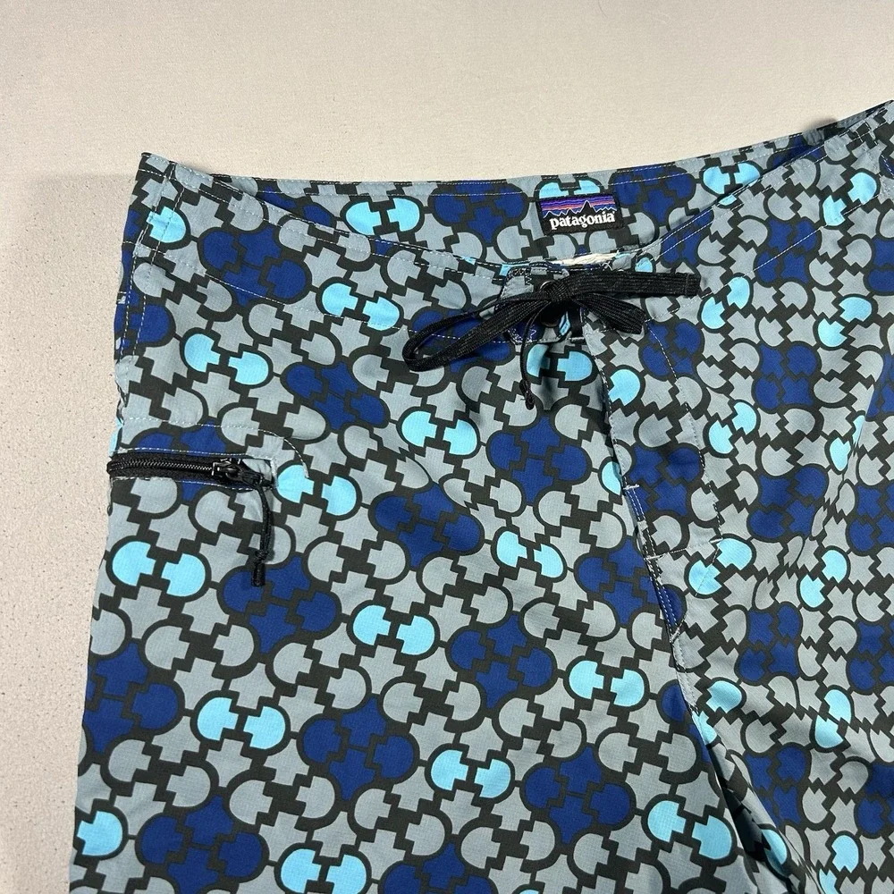 Patagonia Men's 34 Stretch Planing Board Shorts Blue Gray Geometric Zip